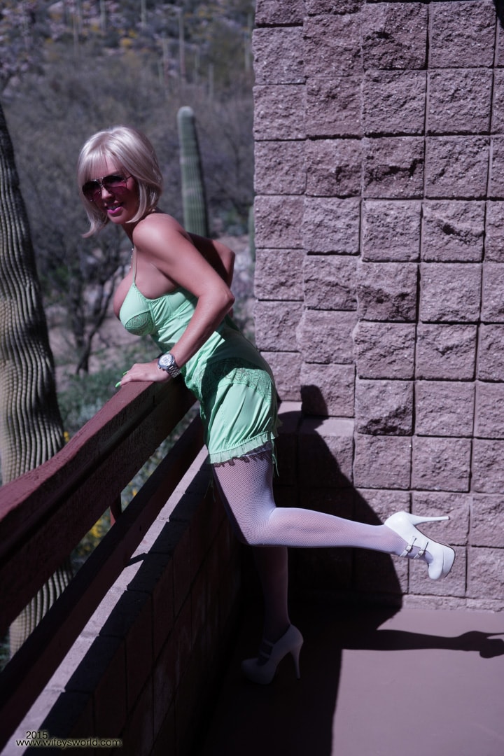 Wifeys World 'Kate's Tucson Tit Tempest' starring Sandra Otterson (Photo 21)