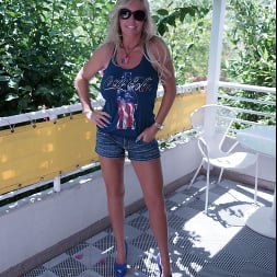 Sandra Otterson in 'Wifeys World' Palm Springs Suckfest (Thumbnail 12)